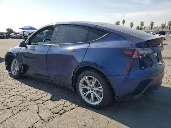 5YJYGDEE5MF153099 2021 TESLA MODEL Y - Image 2