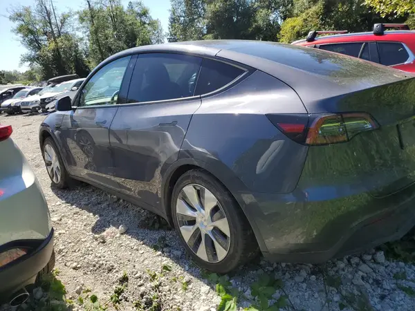 5YJYGDEE5MF177242 2021 TESLA MODEL Y - Image 2
