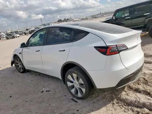 5YJYGDEE5MF188032 2021 TESLA MODEL Y - Image 2