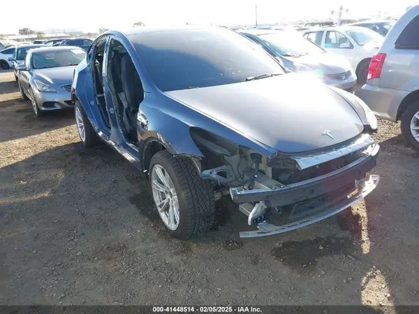5YJYGDEE5MF191142 2021 TESLA MODEL Y - Image 1