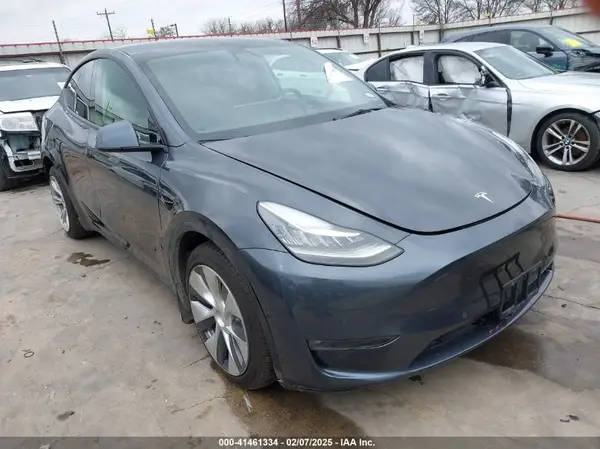 5YJYGDEE5MF199919 2021 TESLA MODEL Y - Image 1