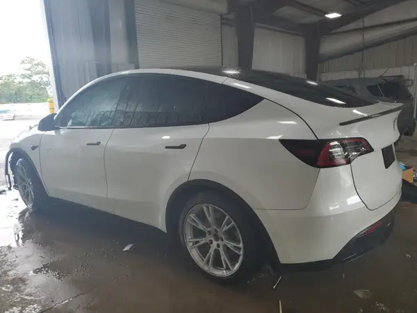 5YJYGDEE5MF201250 2021 TESLA MODEL Y - Image 2