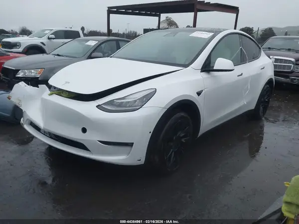 5YJYGDEE5MF201460 2021 TESLA MODEL Y - Image 2