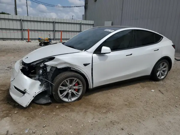5YJYGDEE5MF203130 2021 TESLA MODEL Y - Image 1
