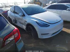5YJYGDEE5MF203175 2021 TESLA MODEL Y
