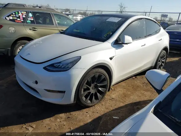 5YJYGDEE5MF203175 2021 TESLA MODEL Y - Image 2