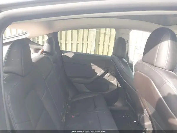 5YJYGDEE5MF204908 2021 TESLA MODEL Y - Image 8