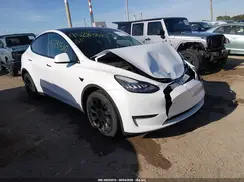 5YJYGDEE5MF208246 2021 TESLA MODEL Y