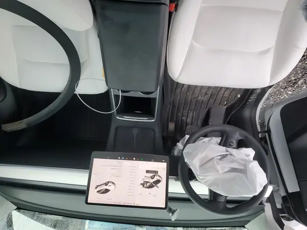 5YJYGDEE5MF210322 2021 TESLA MODEL Y - Image 8