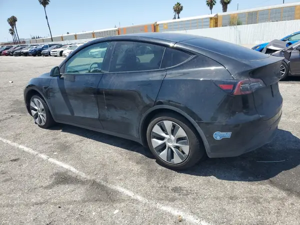 5YJYGDEE5MF215018 2021 TESLA MODEL Y - Image 2