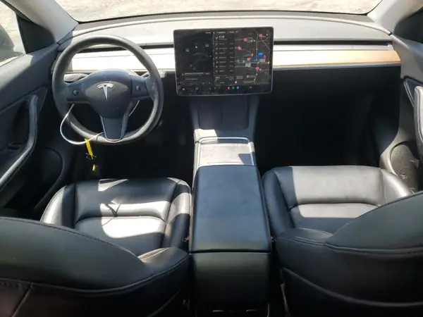 5YJYGDEE5MF215018 2021 TESLA MODEL Y - Image 8