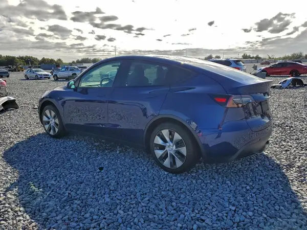 5YJYGDEE5MF228724 2021 TESLA MODEL Y - Image 2