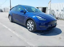 5YJYGDEE5MF231736 2021 TESLA MODEL Y