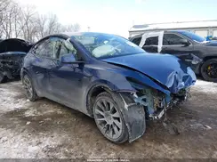 5YJYGDEE5MF232904 2021 TESLA MODEL Y