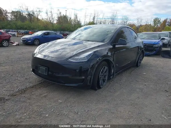 5YJYGDEE5MF241215 2021 TESLA MODEL Y - Image 2