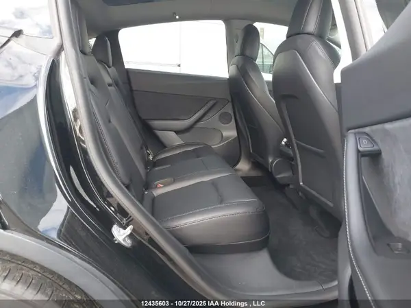 5YJYGDEE5MF241215 2021 TESLA MODEL Y - Image 8