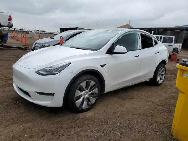 5YJYGDEE5MF244969 2021 TESLA MODEL Y - Image 1