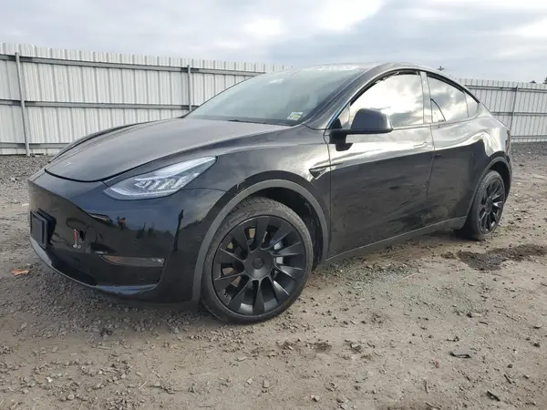 5YJYGDEE5MF245460 2021 TESLA MODEL Y - Image 1