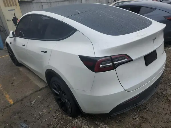 5YJYGDEE5MF249167 2021 TESLA MODEL Y - Image 2