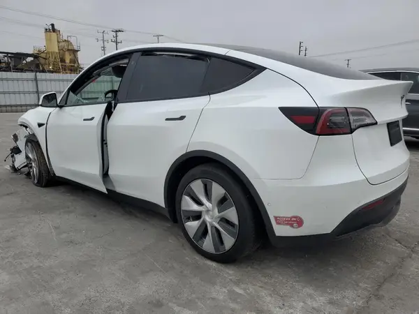 5YJYGDEE5MF259729 2021 TESLA MODEL Y - Image 2
