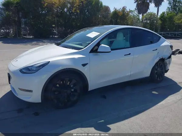 5YJYGDEE5MF276952 2021 TESLA MODEL Y - Image 2