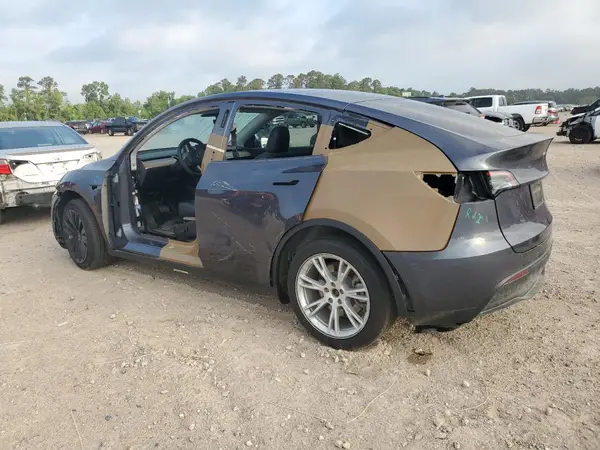 5YJYGDEE5MF286185 2021 TESLA MODEL Y - Image 2