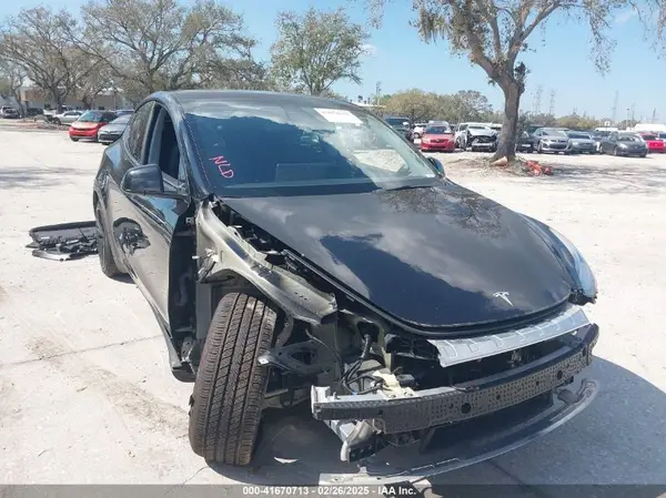 5YJYGDEE5MF286199 2021 TESLA MODEL Y - Image 1