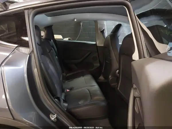5YJYGDEE5MF293525 2021 TESLA MODEL Y - Image 8
