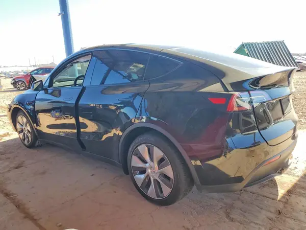 5YJYGDEE5MF297476 2021 TESLA MODEL Y - Image 2