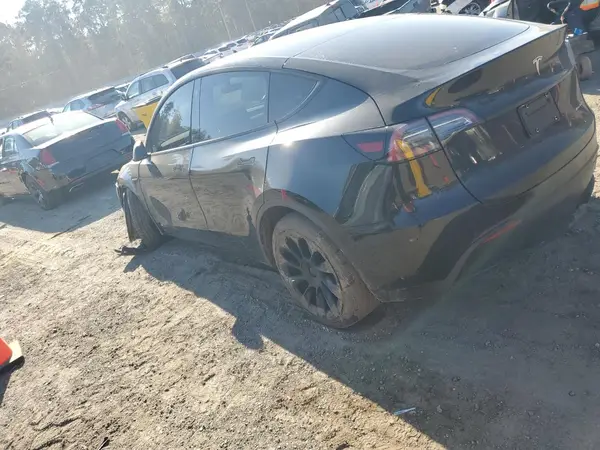 5YJYGDEE5MF299471 2021 TESLA MODEL Y - Image 2