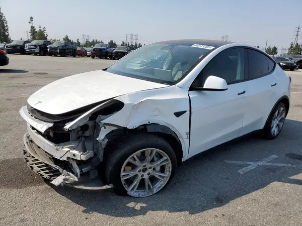 5YJYGDEE6LF006854 2020 TESLA MODEL Y - Image 1