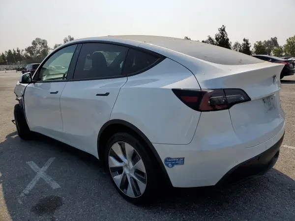 5YJYGDEE6LF006854 2020 TESLA MODEL Y - Image 2