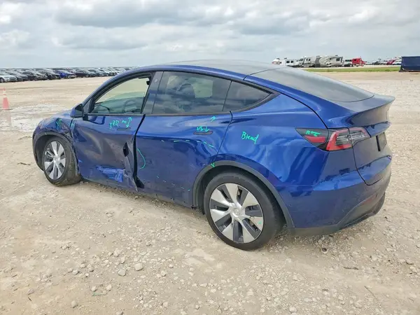 5YJYGDEE6LF011522 2020 TESLA MODEL Y - Image 2