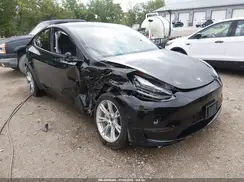 5YJYGDEE6LF012461 2020 TESLA MODEL Y