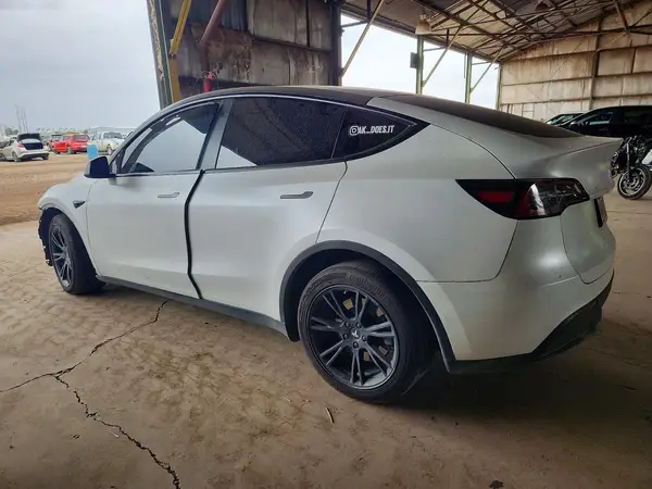 5YJYGDEE6LF013500 2020 TESLA MODEL Y - Image 2
