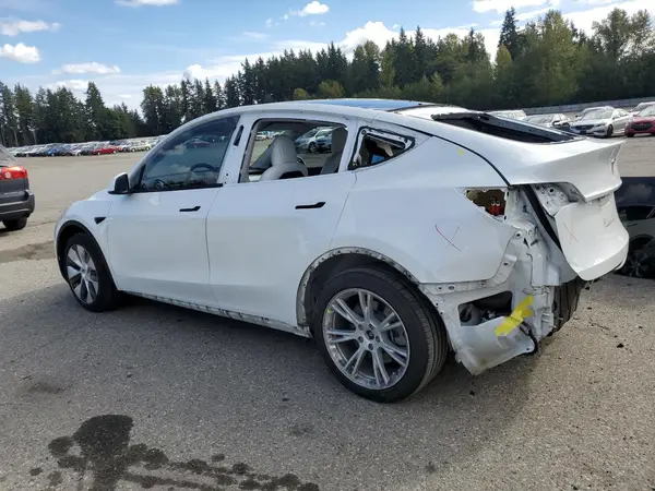 5YJYGDEE6LF023427 2020 TESLA MODEL Y - Image 2