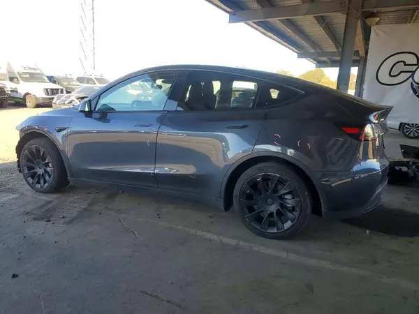 5YJYGDEE6LF029440 2020 TESLA MODEL Y - Image 2