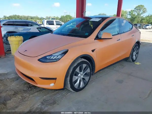 5YJYGDEE6LF030717 2020 TESLA MODEL Y - Image 2