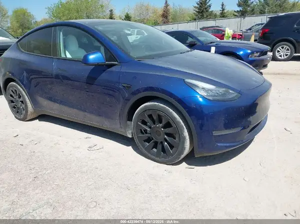 5YJYGDEE6LF040955 2020 TESLA MODEL Y - Image 1