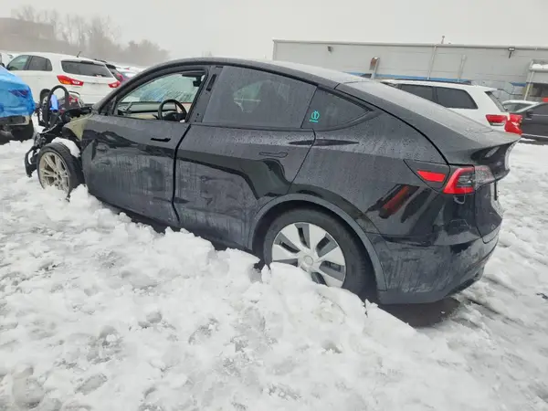 5YJYGDEE6LF047811 2020 TESLA MODEL Y - Image 2