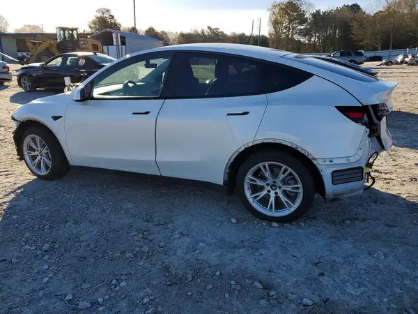 5YJYGDEE6MF064027 2021 TESLA MODEL Y - Image 2