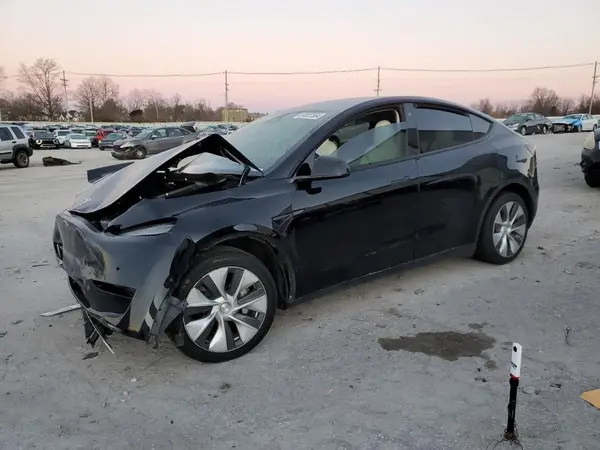 5YJYGDEE6MF068806 2021 TESLA MODEL Y - Image 1