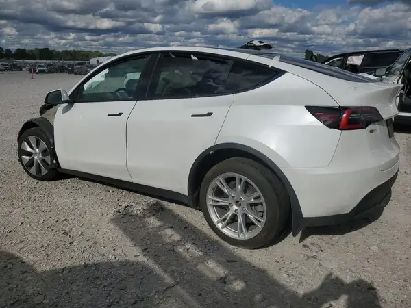 5YJYGDEE6MF075299 2021 TESLA MODEL Y - Image 2
