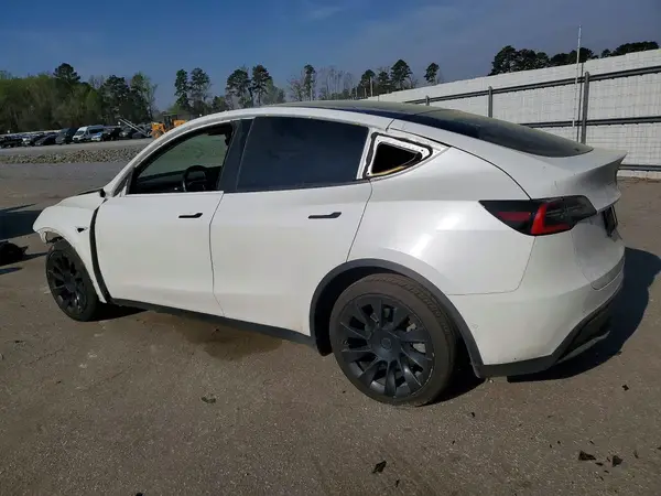 5YJYGDEE6MF076954 2021 TESLA MODEL Y - Image 2