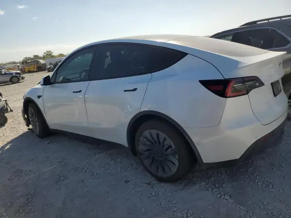 5YJYGDEE6MF077666 2021 TESLA MODEL Y - Image 2