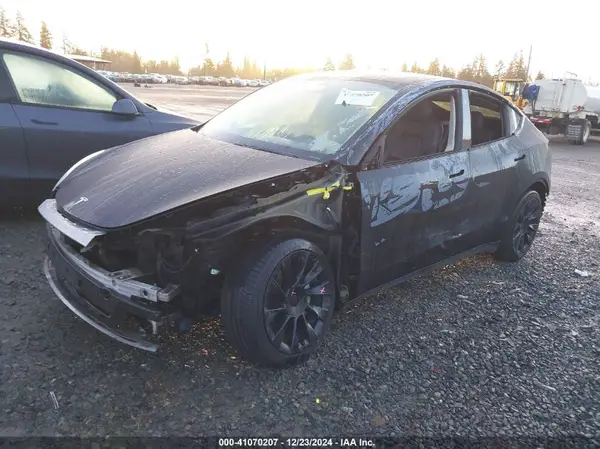 5YJYGDEE6MF079577 2021 TESLA MODEL Y - Image 2