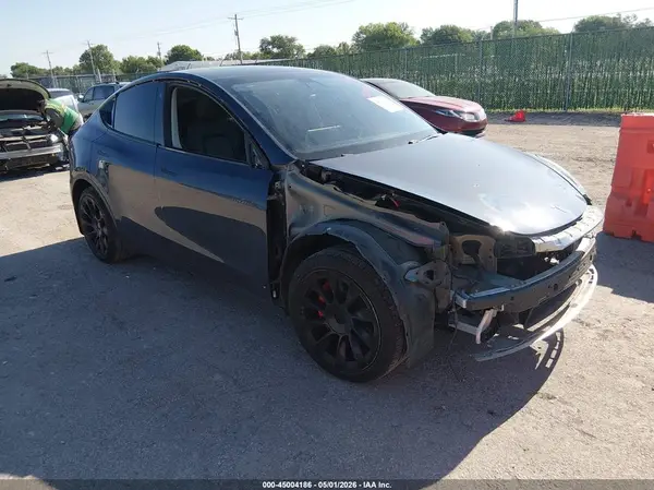 5YJYGDEE6MF080647 2021 TESLA MODEL Y - Image 1