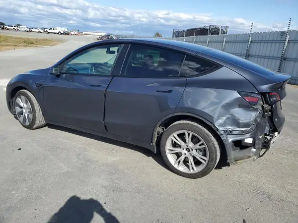 5YJYGDEE6MF090823 2021 TESLA MODEL Y - Image 2