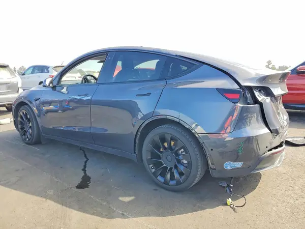 5YJYGDEE6MF094550 2021 TESLA MODEL Y - Image 2