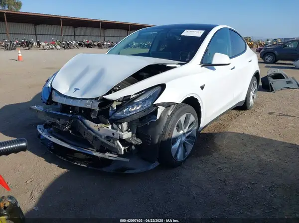 5YJYGDEE6MF094788 2021 TESLA MODEL Y - Image 2